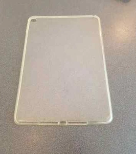 Etui Coque Souple en Silicone Transparent iPad Air 2 (A1566 / A1567) - Photo 1 sur 3
