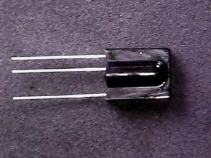 HS0038-A2 - Vishay IR Receiver / Photo Module PCM (SIP-3) - Picture 1 of 2