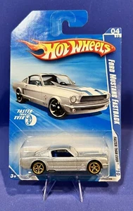 Hot Wheels - Ford Mustang Fastback 2+2 2010 #4/10 Custom Wheel Swap - Picture 1 of 8