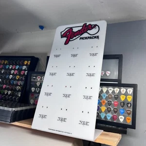 Fender Pick Packs Store Display - Guitar Pick Store Display - 1990's - Picture 1 of 7