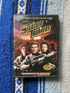 Starship Troopers (1997) DVD Cult Paul Verhoeven Sci Fi Horror - Picture 1 of 4