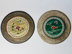 Vintage Chinese Silk Embroidered Roundel Round Flower Butterfly (2) - Picture 1 of 8