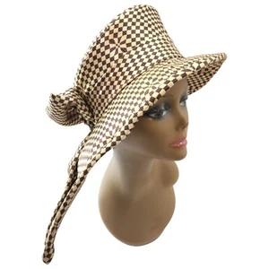 Cappello vintage Perche Couture Kentucky Derby tesa larga modello a quadri asimmetrico - Foto 1 di 11