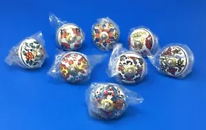 Juego de 8 perillas de cerámica hechas a mano para comercio artesanal, tiradores de cajón multi decorativo vintage - Imagen 1 de 15