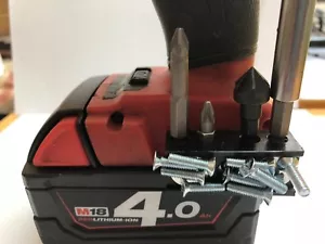 NUEVO SOPORTE DE BROCA magnético se adapta a Milwaukee 18V M18 impacto combustible taladro de martillos - Imagen 1 de 3