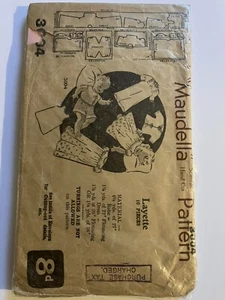 Vintage 1940s Maudella Pattern 3004 Babies' Layette FAC CUT - Picture 1 of 2