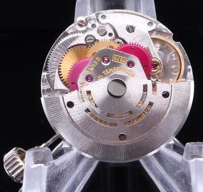 1969 Vintage Rolex Submariner 1680 Non Hacking 1570 26J Movement  - Image 1 of 4