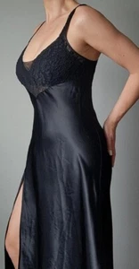 Vtg 90's Victoria's Secret Gold Label Black Silky Long Nightgown Night Dress! M - Picture 1 of 11