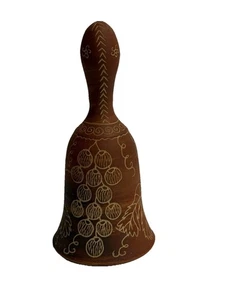 Terrakotta Handglocke aufwendig gravierte Blätter und Trauben - Bild 1 von 7