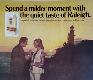De colección 1970 Ad Raleigh Cigarrillos Pasan Un Momento Más Suave Con Sabor Tranquilo - Imagen 1 de 3