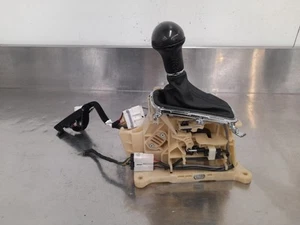 KIA CERATO GEAR AUTO SHIFTER YD 04/2013-05/2018 764512 - Picture 1 of 12