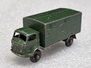 Matchbox Lesney No. 63A Ford 3 Ton 4x4 Service Ambulance - Picture 1 of 7