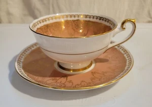 SHELLEY Vintage English Bone China Teacup and Saucer Set - Gold Rimmed - Picture 1 of 4