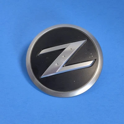 2003 - 2009 NISSAN 350Z Front Fender Logo Z Emblem Badge #63890-CD000 OEM - Image 1 of 4
