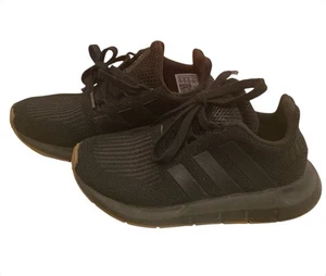 Adidas Originals Shoes Youth Kids size 11 Black Sneakers - Picture 1 of 8