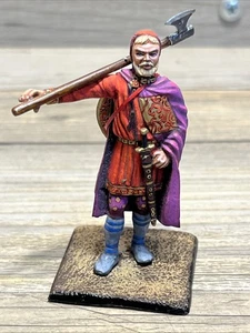 Vichingo con ascia e scudo - metallo in miniatura dipinto - senza marchio - Foto 1 di 6