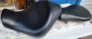 2005 Honda VTX 1300R Seats Complete Set Pre-Owned - Bild 1 von 3