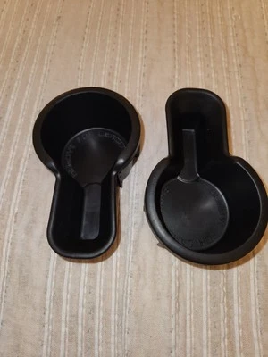 00-04 NISSAN XTERRA FRONTIER CENTER CONSOLE DRINK RUBBER CUP HOLDER INSERT SET - Image 1 of 4