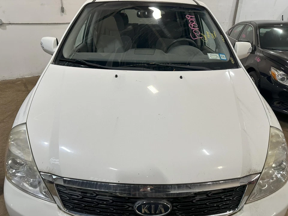 Капот 06 07 08 09 10 11 12 14 KIA SEDONA - Изображение 1 из 4