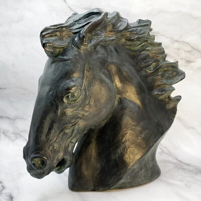 Escultura fundida con cabeza de caballo "Melena llameante" vintage años 70 - James Killian Spratt Foto 1 de 4