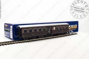 Oskar 3300.2 Carrozza passeggeri FS Corbellini castano isabella di 2° classe Epo - Foto 1 di 8
