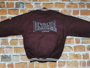 NEU*LONSDALE LONDON VINTAGE COLLEGE JACKE*BOXEN*BOXCLUB*WEIN ROT*GR: S*NEU - Bild 1 von 11
