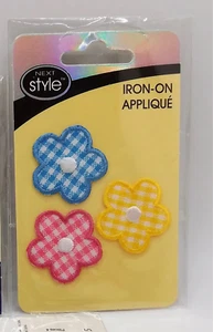 3er Pack kleine Applikationen Frühling Blumen Bügelflicken mit bestickter Borte - Bild 1 von 1