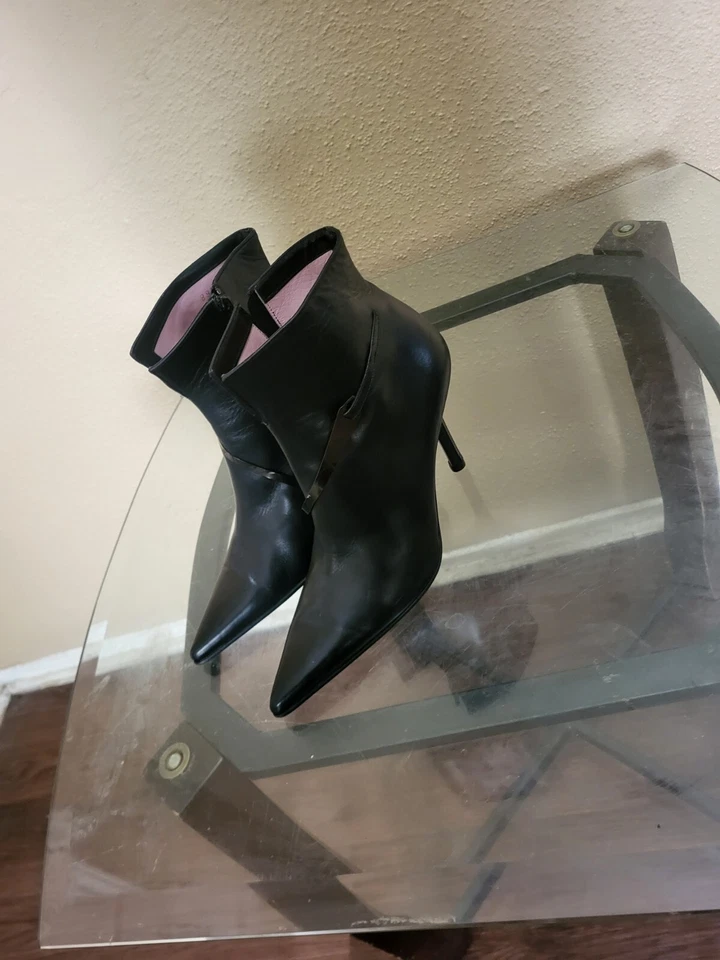 Botas de cuero negras al tobillo Cesare Paciotti para mujer, talla 37/6, Italia, estado muy bueno Foto 1 de 4