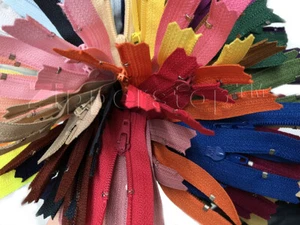 60pcs YKK #3 Nylon Coil Zippers Bulk Tailor Sewing Crafts (25 Colors 5blk 5wht) - Picture 1 of 5
