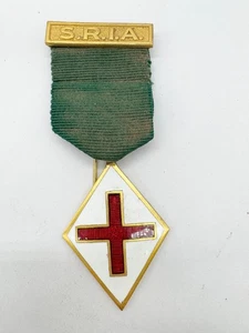 VINTAGE SRIA WHITE ENAMEL RED JEWEL MEDAL MASONIC ORDER RELIGIOUS - Foto 1 di 5