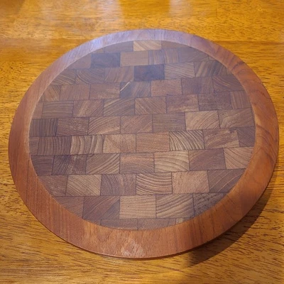 Tabla de cortar Dansk Denmark IHQ redonda de teca de 12" de colección MCM cuatro patos Foto 1 de 4