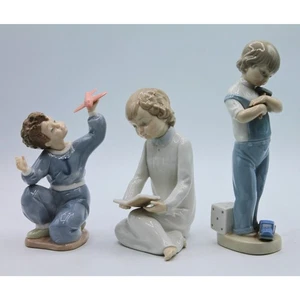 3 Stück: Mechaniker Junge, Junge mit Flugzeug & Junge liest | Bitte lesen - Bild 1 von 4