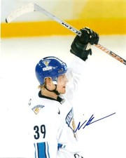 Team Finland Niko Kapanen Signed Autographed 8x10 Photo COA