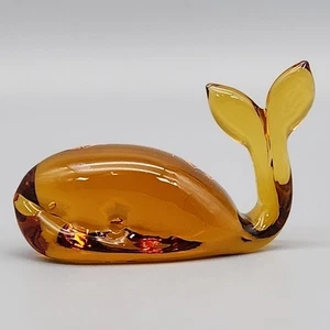 Pilgrim Art Glass Amber Whale Figurine 4" Mid-Century Modern Hand Blown VTG - Picture 1 of 7