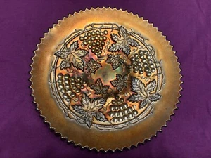 NORTHWOOD CARNIVAL GLASS ELECTRIC GRAPE AND CABLE PLATE BLACK AMYTHYST NICE! - Picture 1 of 15