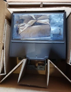Lumark 250w Floodlight WM25 Metal Halide Outdoor w/ Trunnion Warrior Light & Fix - Picture 1 of 15