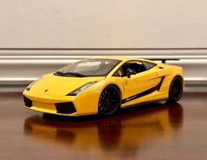 1/18 Maisto Lamborghini Gallardo Superleggera Yellow | Stand Only - Picture 1 of 4