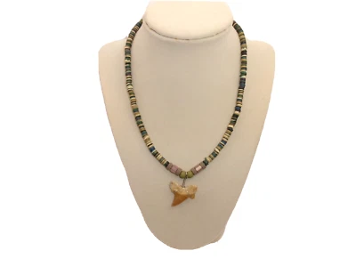 Collar Gargantilla Diente de Tiburón Vintage Unisex 17" Surfer Playa Tropical Heishi Foto 1 de 4