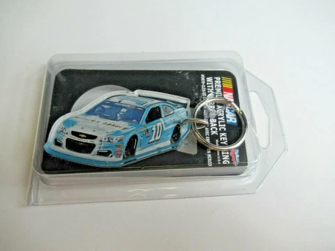 NASCAR Danica Patrick #10 Stewart-Hass Racing Nature's Bakery Key Chain/ Ring Cover