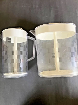 2 Избалованный шеф-повар быстрого перемешивания кувшин шахматная доска узор 2QT /4QT - Изображение 1 из 3