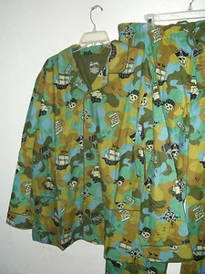 NEW NICK & NORA FLANNEL PAJAMAS PIRATE PRINT MENS XL ships, treasure, sharks - Picture 1 of 3