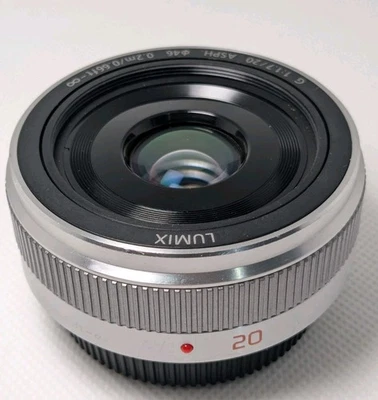 Panasonic Lumix G 20mm f/1.7 II ASPH. Micro Four Thirds Lens (🇬🇧 UK SELLER) - image 1 of 4