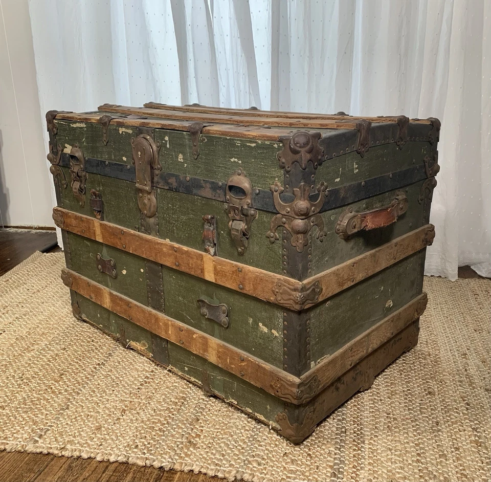 TRONCO VAPOR antiguo pequeño-mediano verde cubierto de lona listones de madera PATINA Foto 1 de 4