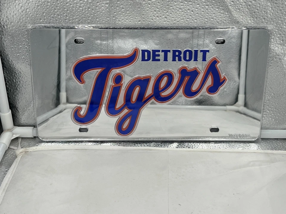 Detroit Tigers MLB Silver Acrylic Lasercut License Plate Wincraft - Image 1 of 1