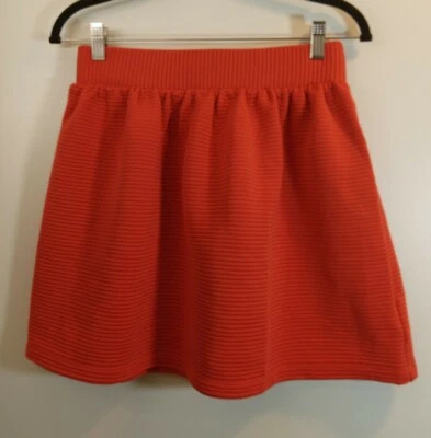 Falda corta informal acanalada naranja Cooperative para mujer, talla mediana. Foto 1 de 4