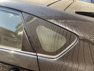 10 11 12 13 14 15 TOYOTA PRIUS cuarto de cristal/ventana izquierda Foto 1 de 3