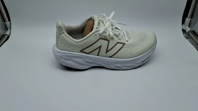 New Balance Women's Fresh Foam 1080 V14 Running Shoe 6.5 W White/Gold - Image 1 of 4