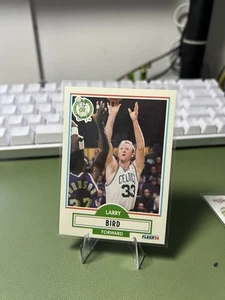 1990-91 Fleer - Larry Bird #8 Black Line Under Biographical Information - Picture 1 of 1