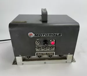 Vintage Motorola Radio Charger Power Supply Model NLN6029A - Picture 1 of 7