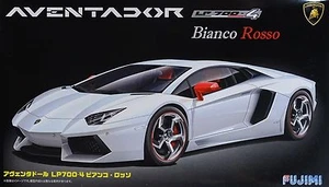 FUJIMI LAMBORGHINI AVENTADOR LP700-4 BIANCO ROSSO Scala 1/24 Cod.12564 - Foto 1 di 1